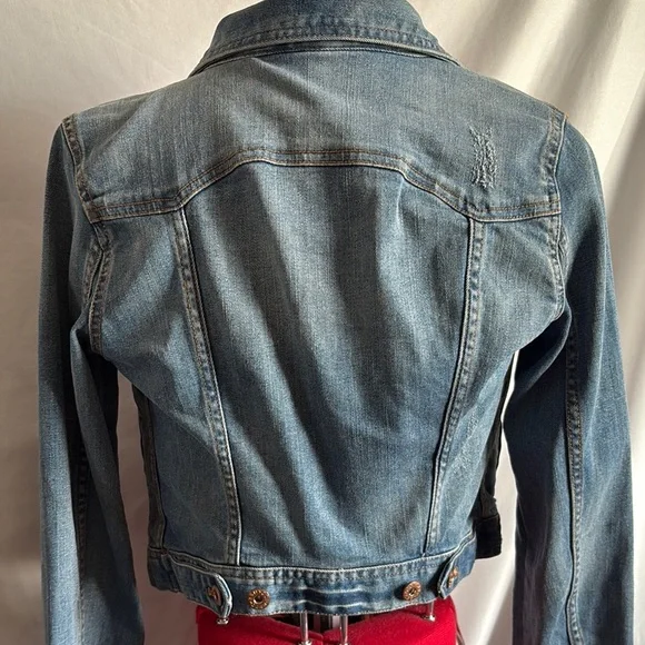 Divided Blue Jean Jacket - Picture 5 of 7